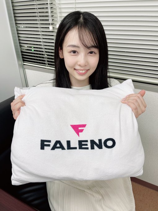 顏面解禁！  D罩杯遮臉美少女新人「時田亜美」出道、情報解禁秀出情純臉蛋！