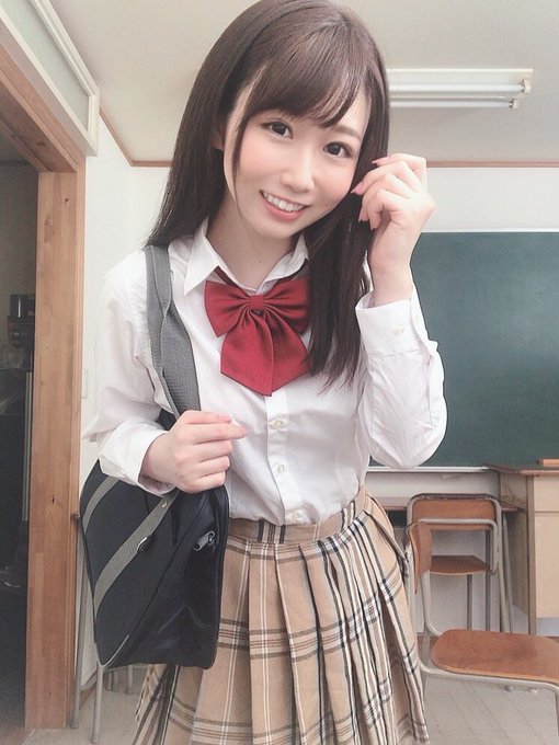 療癒可愛！  D罩杯芭蕾舞美少女「市川愛茉莉」出道！