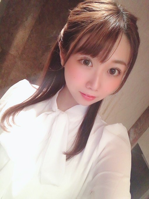 療癒可愛！  D罩杯芭蕾舞美少女「市川愛茉莉」出道！