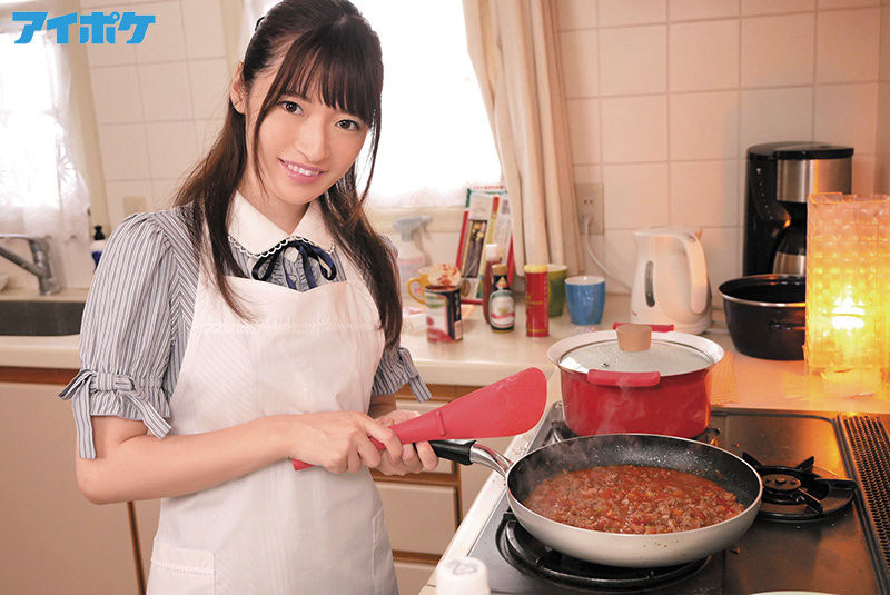 賢淑氣質！  D罩杯白嫩美少女「上坂芽衣」出道！食慾旺盛慾望更是無底洞！