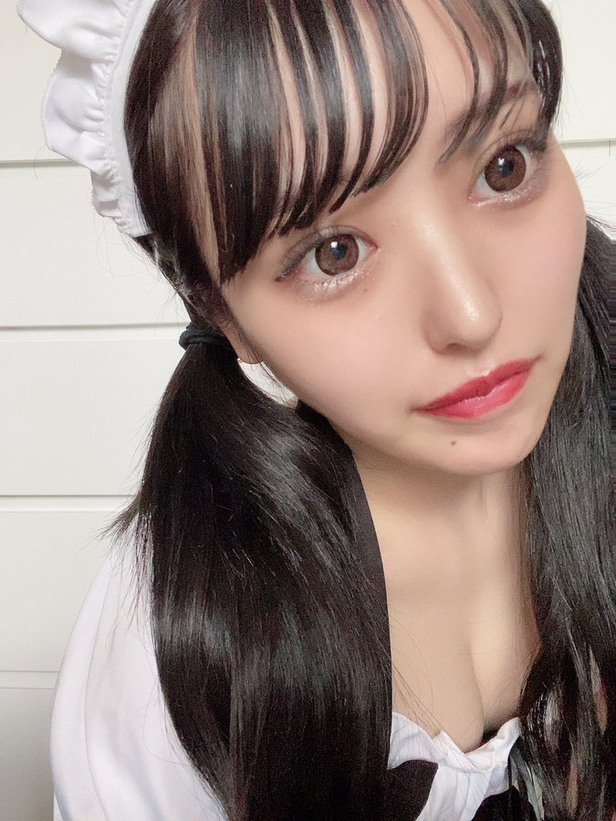 人如其名！雪嫩白皙B罩杯貧乳美少女「姬乃雪」出道！推特一周拿下近9千追蹤！