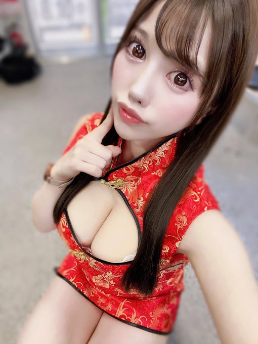 移籍改名！  F罩杯前地下偶像出道半年改名「天咲姫乃」火辣推特5天湧入上千粉絲！