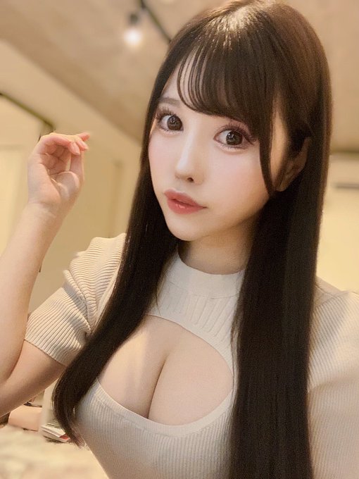 移籍改名！  F罩杯前地下偶像出道半年改名「天咲姫乃」火辣推特5天湧入上千粉絲！