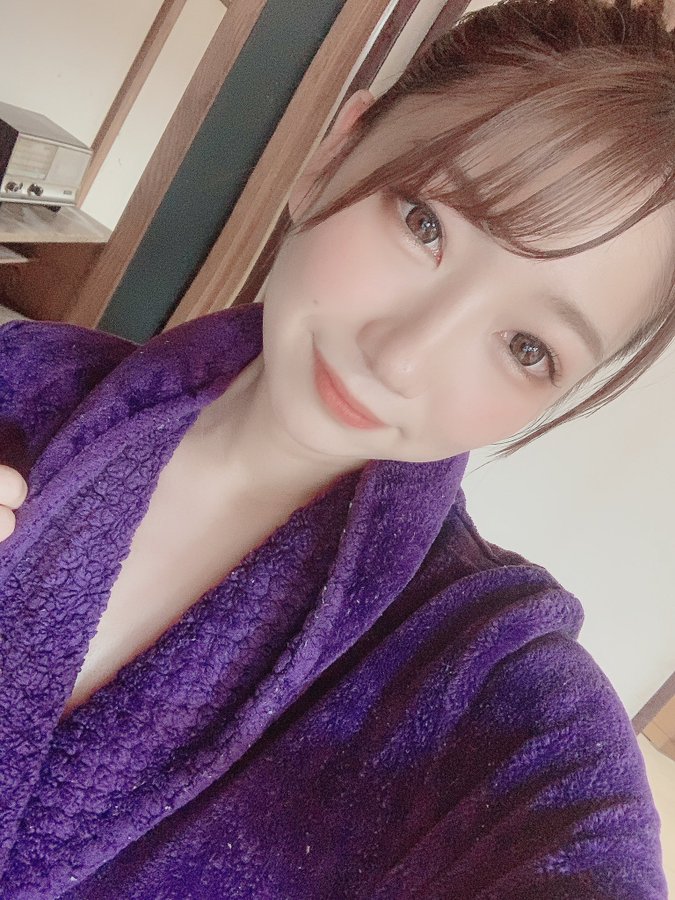 吹了12年！  F罩杯美女小號樂手「櫻坂凜花」出道！