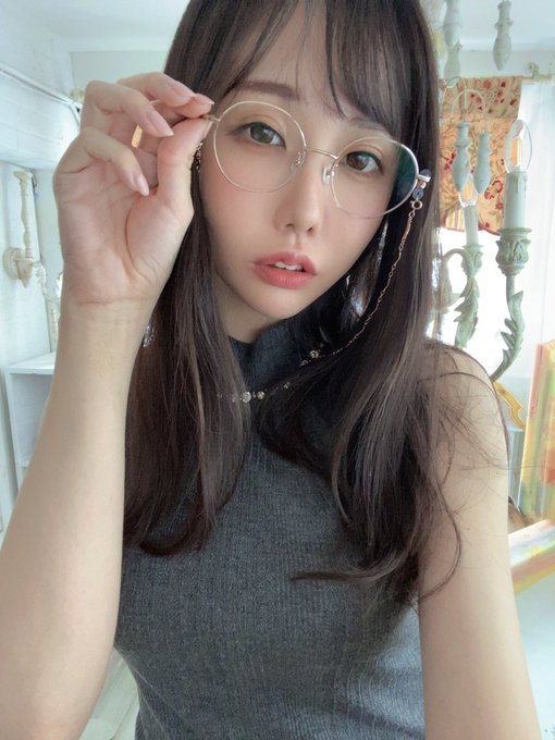 演藝圈出道14年！  C罩杯現役寫真偶像「稲森美憂」競技泳裝大姊姊出道！