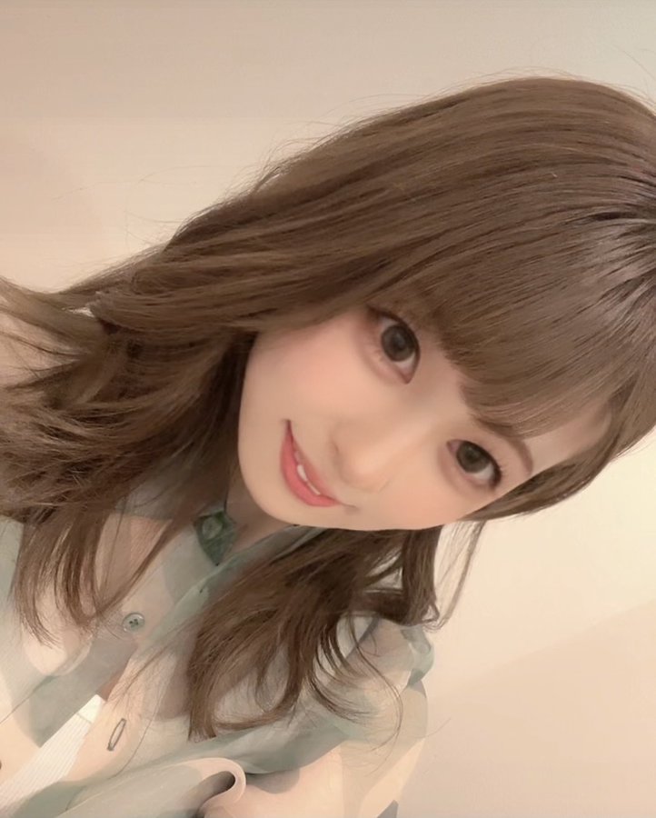 興趣使然！  C罩杯美少女獸醫院護士「櫻庭裡緒奈」出道！自曝早就對拍攝興趣十足！