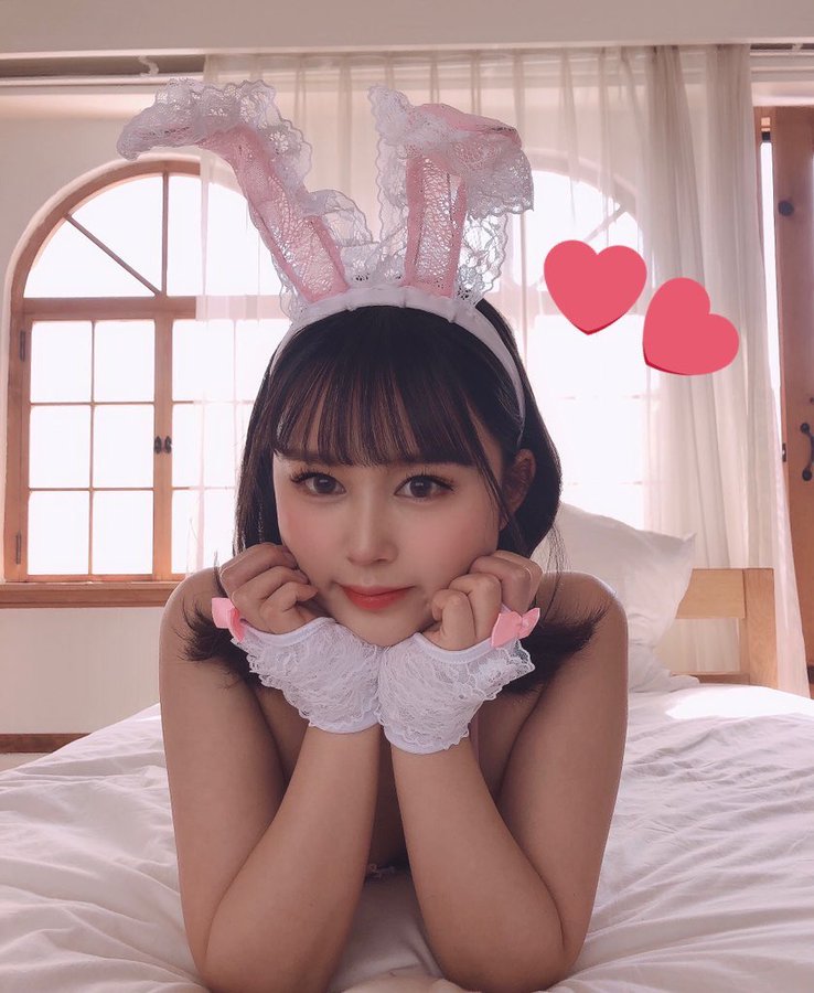 追蹤破萬就出道！  D罩杯美少女大尺度寫真偶像「花芽有棲」5天達標實現承諾出道！