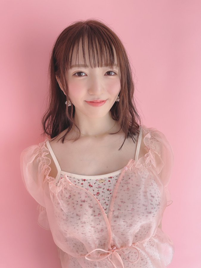 聲優級！  20歲F罩杯聲優學校學生「小花暖」出道！