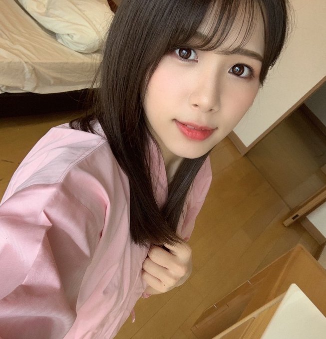 翹臀美乳！  D罩杯前學生會長「花崎心春」出道！坦言最愛大叔熟男魅力！