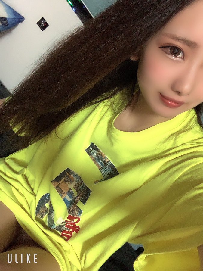 繼承血脈！  20歲F罩杯青春辣妹「泉亞彌」立志贏過曾是風俗業小姐的媽媽、出道！