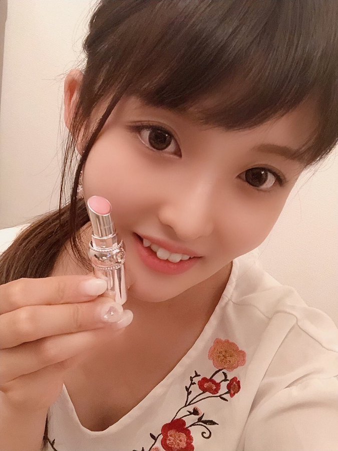 童顏巨乳！  20歲E罩杯苗條美少女「堀沢茉莉」看完啟蒙回不去了、本月底出道！