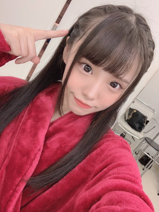 性癖好驚人！  C罩杯關西名校女大學生「鈴音杏夏」出道！