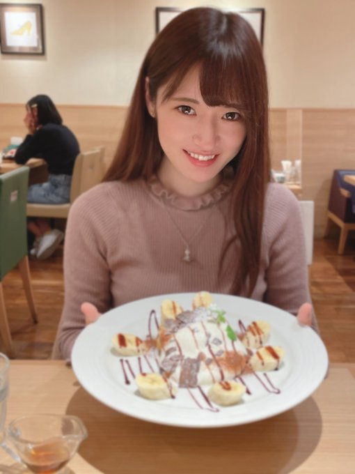 賢淑氣質！  D罩杯白嫩美少女「上坂芽衣」出道！食慾旺盛慾望更是無底洞！