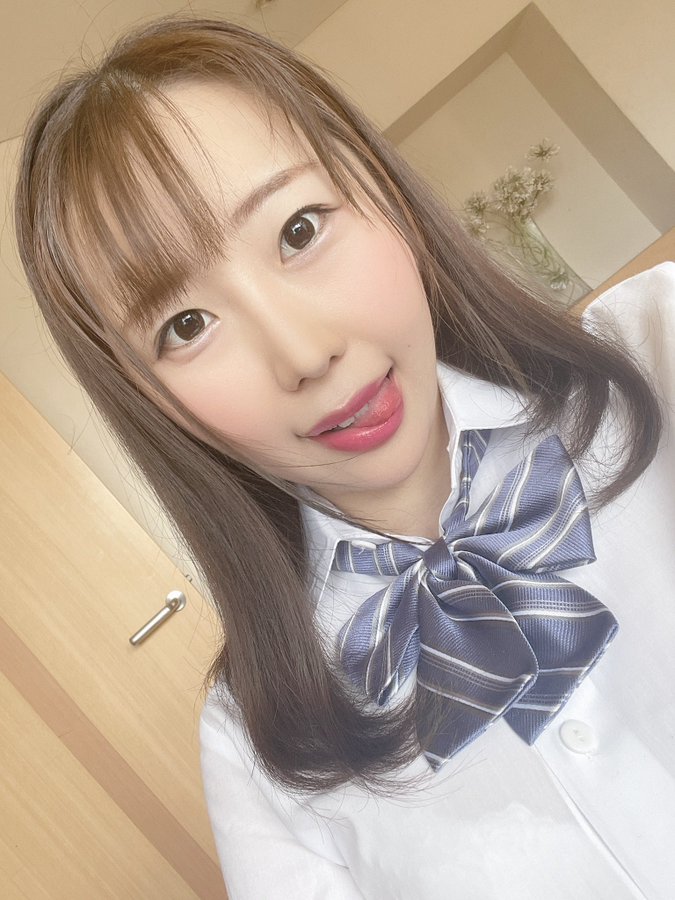 白嫩Q彈！  C罩杯美乳大學生「琴羽未央奈」推特勤擠胸大放福利！