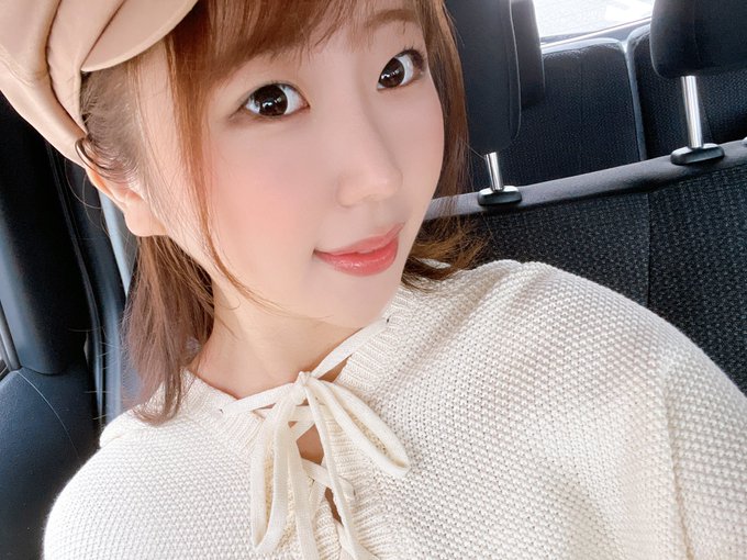 白嫩Q彈！  C罩杯美乳大學生「琴羽未央奈」推特勤擠胸大放福利！