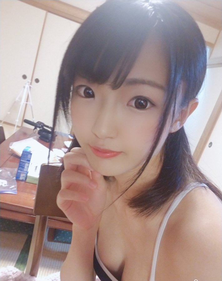 性感單眼皮！雪白F罩杯纖細美少女「夏愛梓」移籍事務所改名再戰！