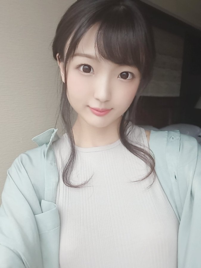 性感單眼皮！雪白F罩杯纖細美少女「夏愛梓」移籍事務所改名再戰！