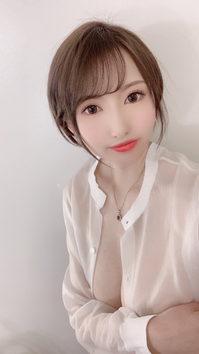 黃金比例！  G罩杯魔鬼身材大姊姊「岸繪麻」出道！從實習演員跳槽界！