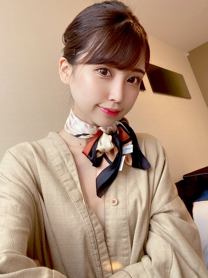 超絕美型！  A罩杯雜誌模特兒「星谷瞳」出道！