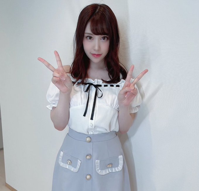 前偶像出道！  E罩杯白皙小馬美少女「時田萌萌」先出大尺寫真集、旋即出道！