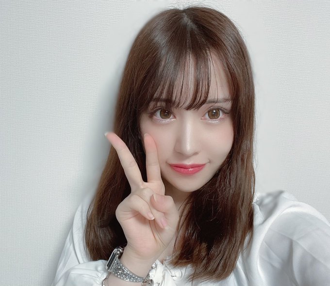 前偶像出道！  E罩杯白皙小馬美少女「時田萌萌」先出大尺寫真集、旋即出道！