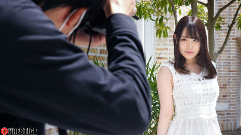 前偶像出道！  E罩杯白皙小馬美少女「時田萌萌」先出大尺寫真集、旋即出道！