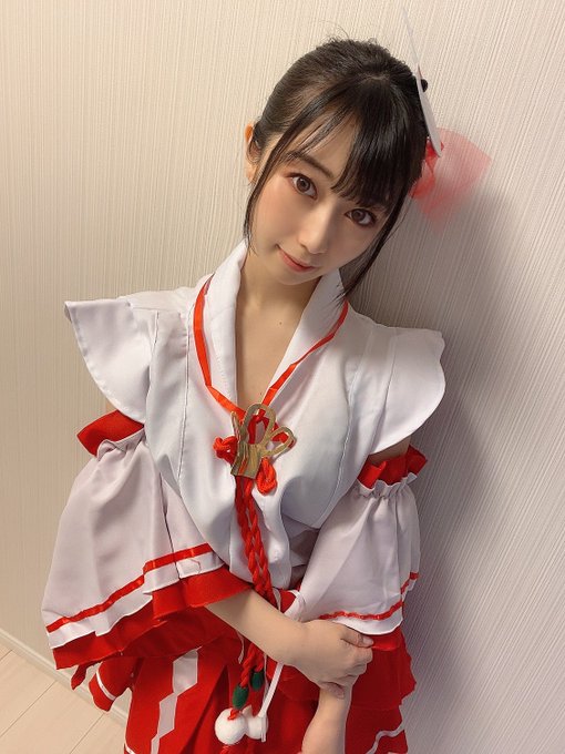 白皙甜美！  E罩杯美少女大學生「宇佐美玲奈」移籍事務所改名繼續在界半工半讀！