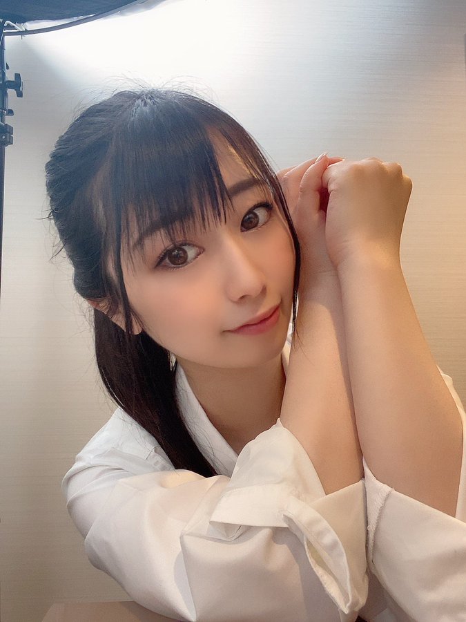 白皙甜美！  E罩杯美少女大學生「宇佐美玲奈」移籍事務所改名繼續在界半工半讀！