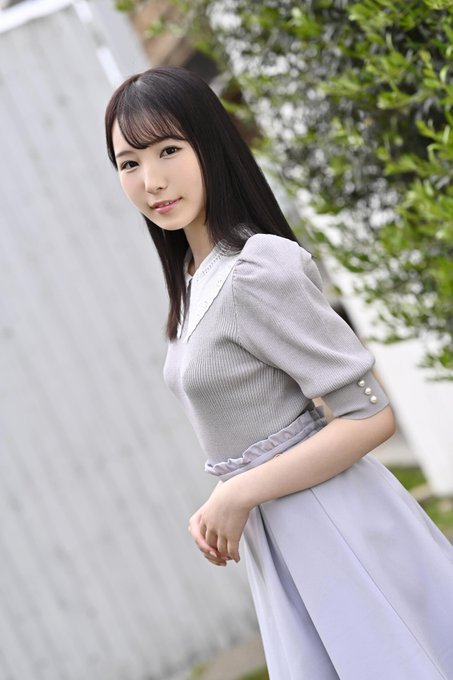 天使的微笑！  C罩杯氣質美少女「香水純」S1專屬出道！