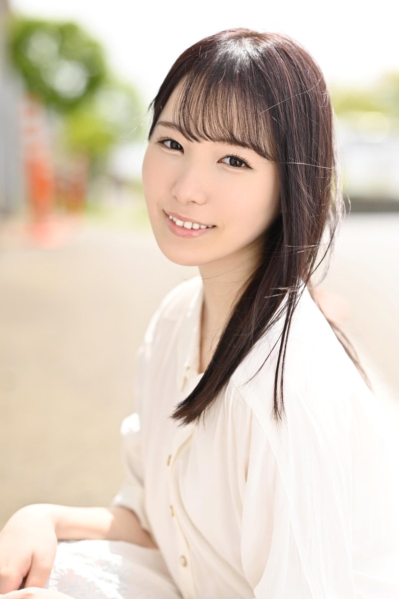 天使的微笑！  C罩杯氣質美少女「香水純」S1專屬出道！