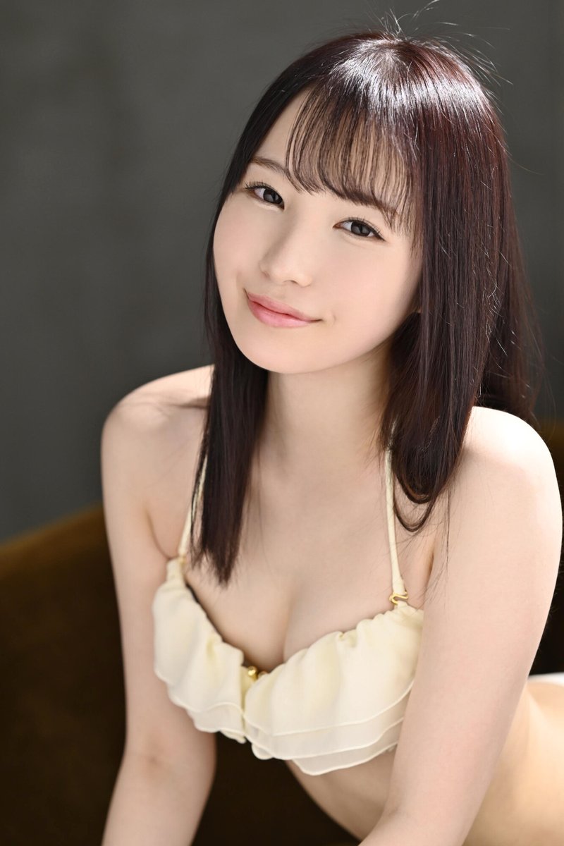 天使的微笑！  C罩杯氣質美少女「香水純」S1專屬出道！