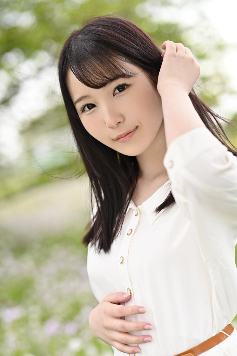 天使的微笑！  C罩杯氣質美少女「香水純」S1專屬出道！