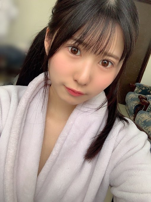 純潔可愛！  F罩杯巨乳美少女「好實穂乃」出道！自曝欲求不滿想要深層性愛！