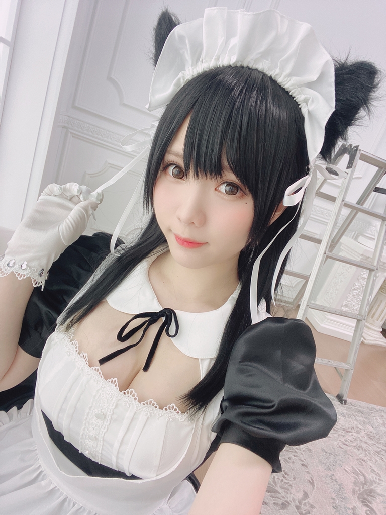  Shimo – Atago Maid 