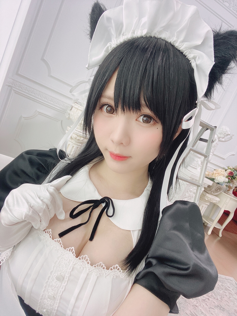  Shimo – Atago Maid 