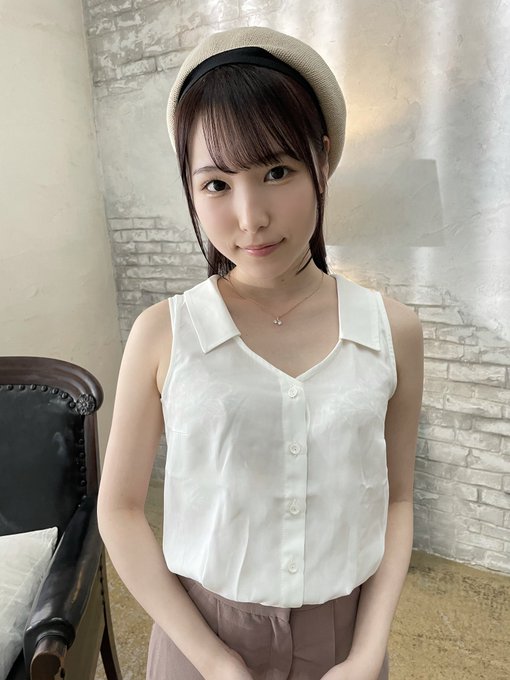 天使的微笑！  C罩杯氣質美少女「香水純」S1專屬出道！