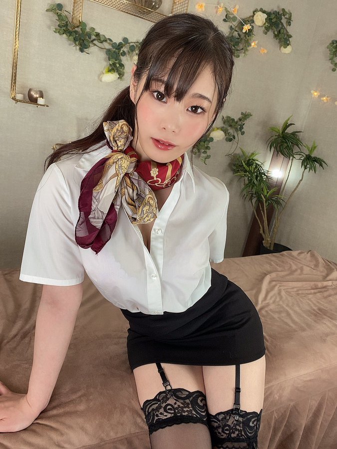 巨乳以上爆乳未滿！  G罩杯經濟系大四女生「結城莉乃」出道、自述想被更多人看裸體！