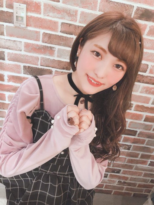 苗條纖細！  B罩杯專科美少女「南伊呂波」出道！