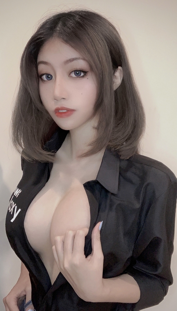  Ain Nguyen – Samsung Sam 