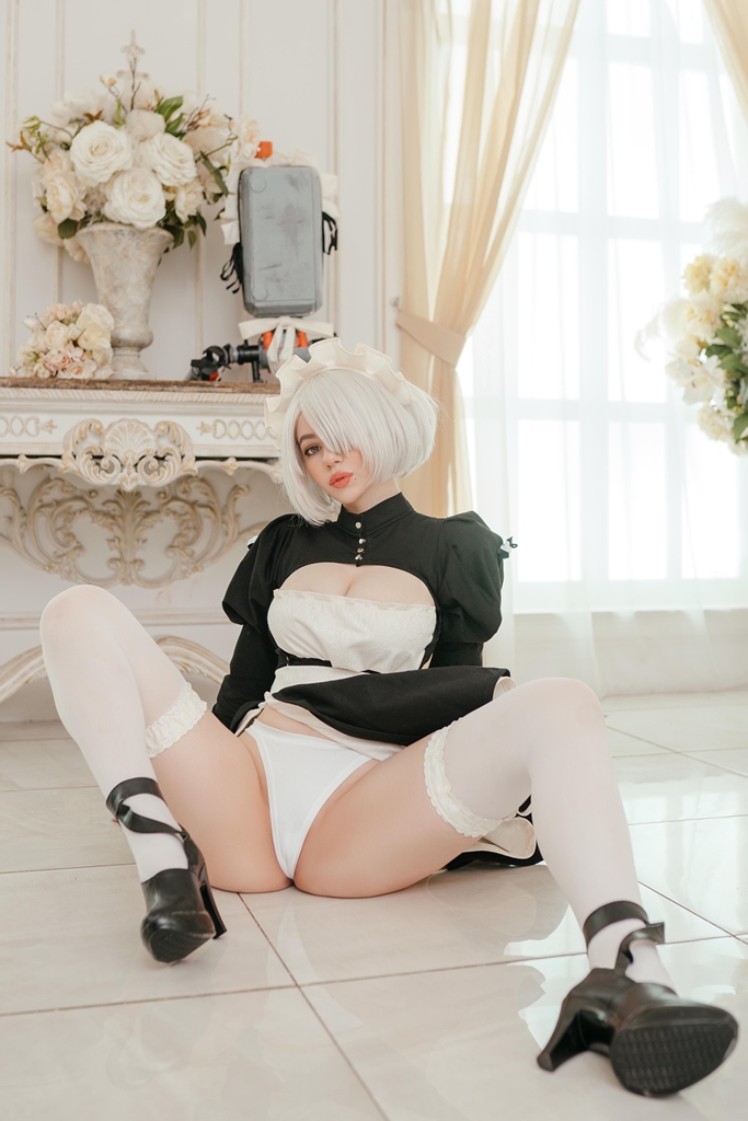  Alina Becker – 2B Maid 