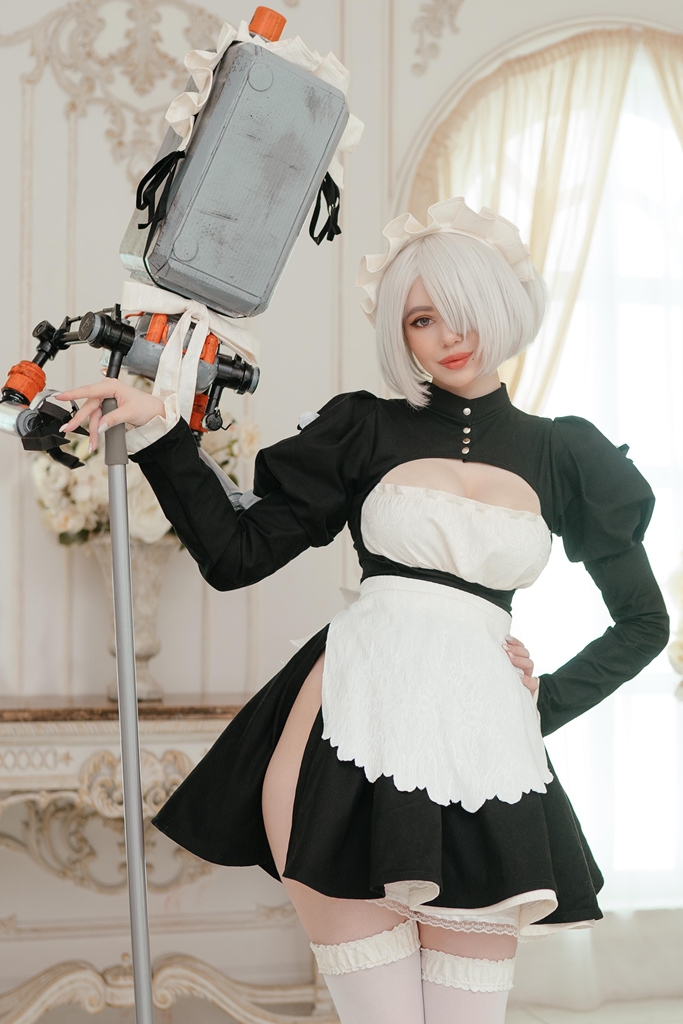 Alina Becker – 2B Maid 