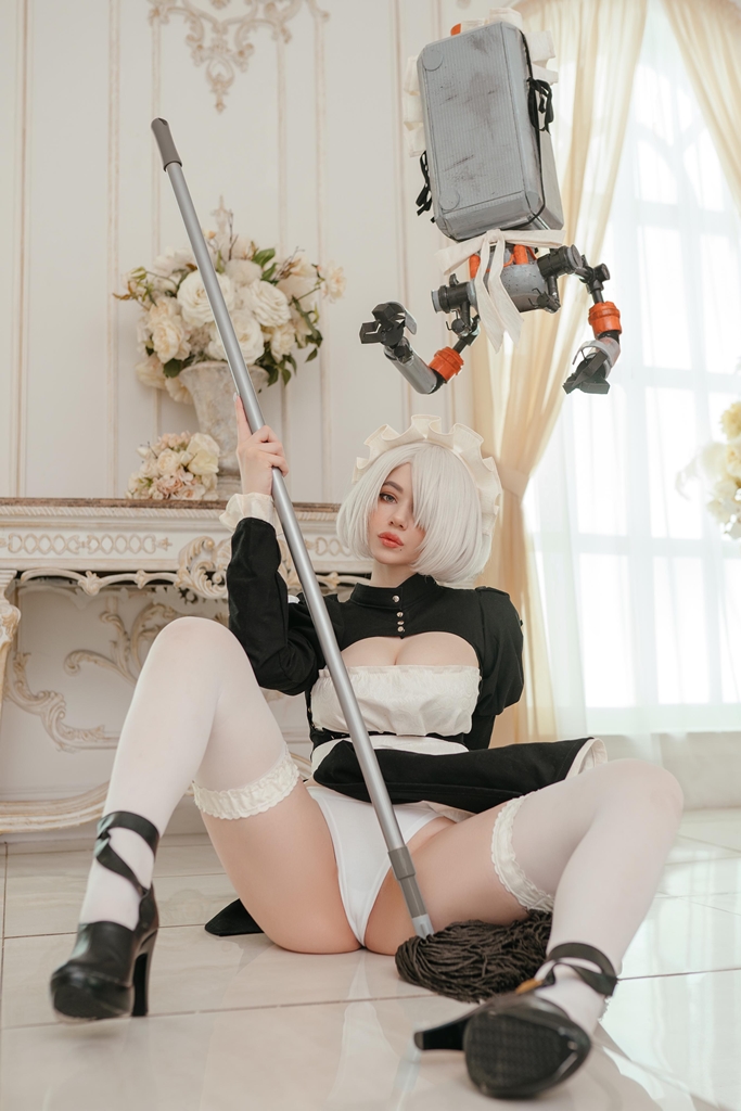  Alina Becker – 2B Maid 