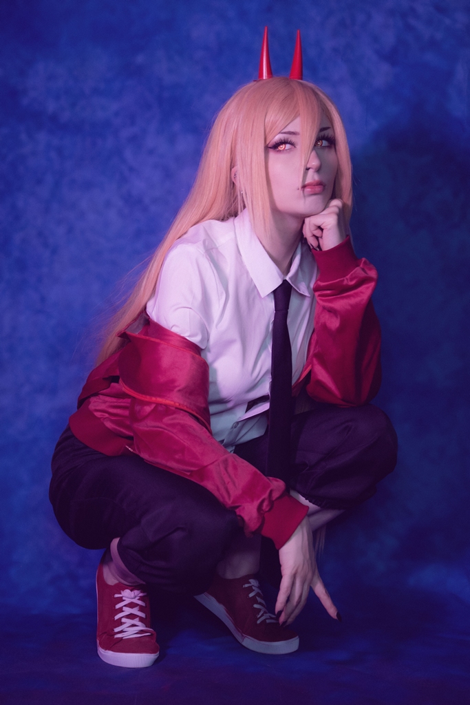  ShiroKitsune – Power (Chainsaw Man) 