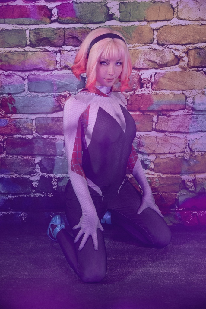  ShiroKitsune – Spider Gwen 