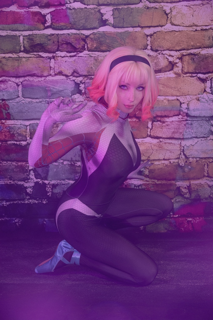  ShiroKitsune – Spider Gwen 