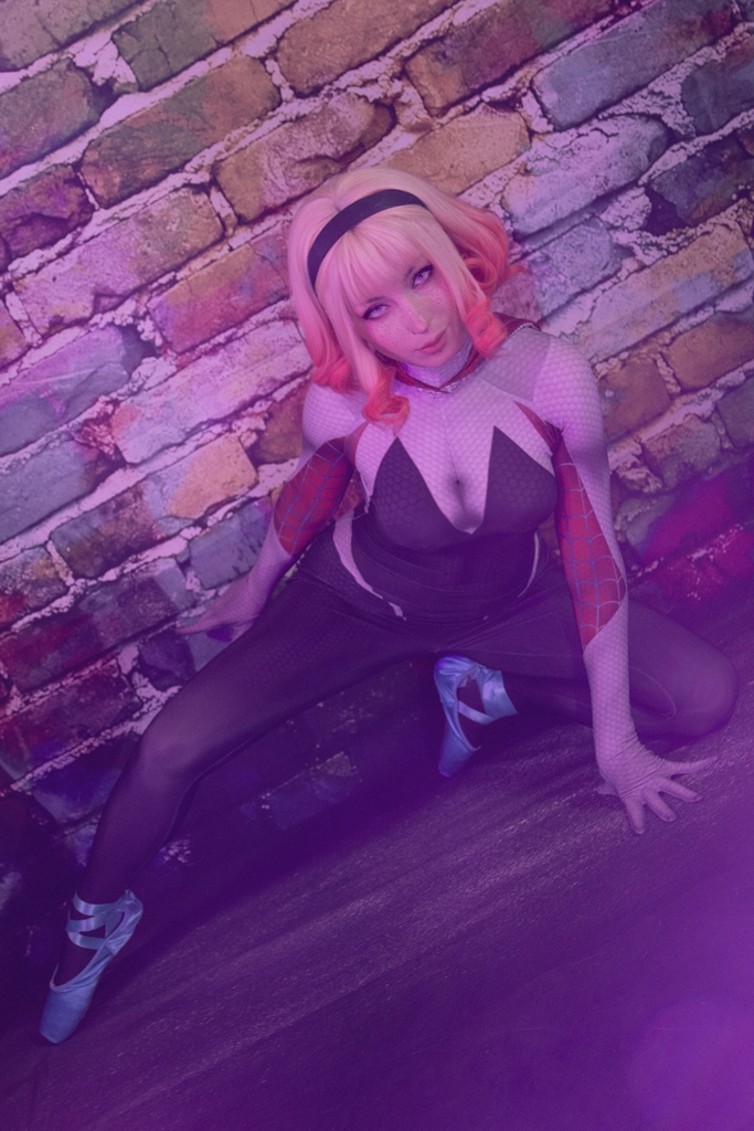  ShiroKitsune – Spider Gwen 