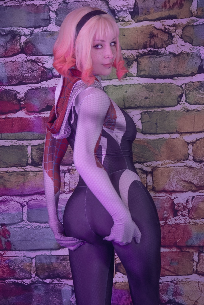  ShiroKitsune – Spider Gwen 