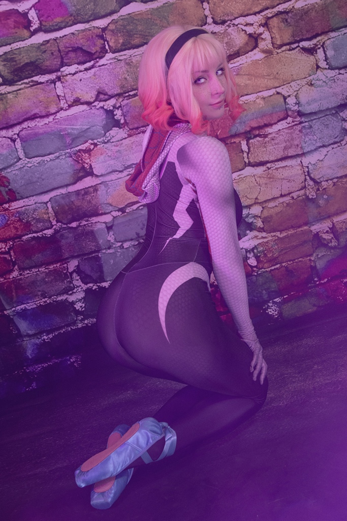  ShiroKitsune – Spider Gwen 