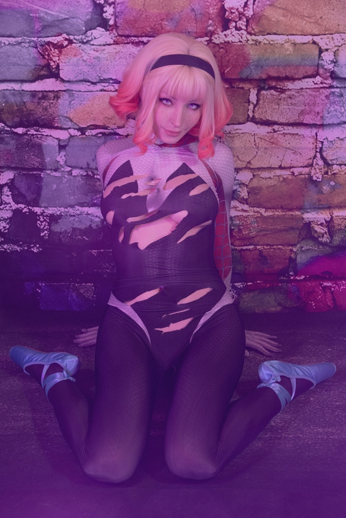  ShiroKitsune – Spider Gwen 
