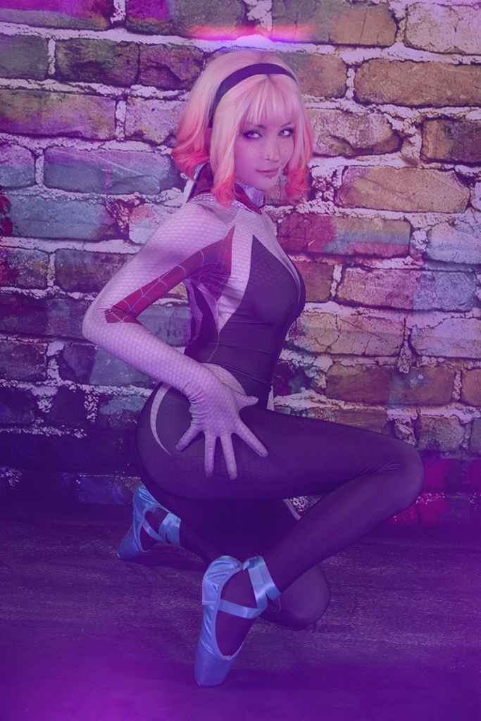 ShiroKitsune – Spider Gwen 